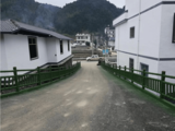 赣州安远鹤子镇仿竹护栏工程